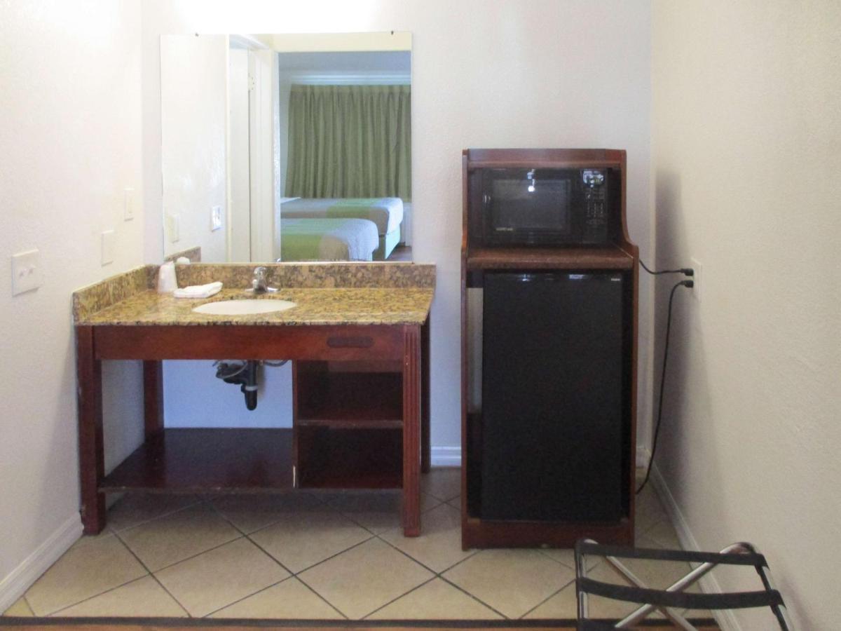 Motel 6-Fresno, Ca Εξωτερικό φωτογραφία