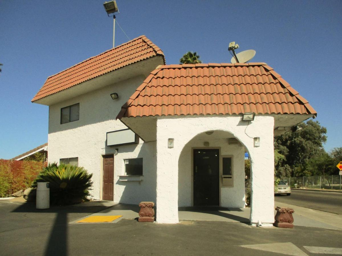 Motel 6-Fresno, Ca Εξωτερικό φωτογραφία
