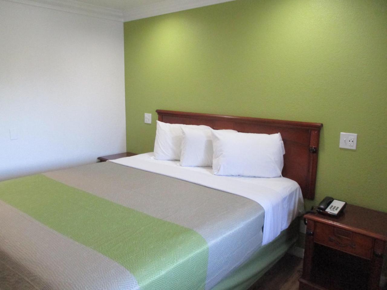 Motel 6-Fresno, Ca Εξωτερικό φωτογραφία